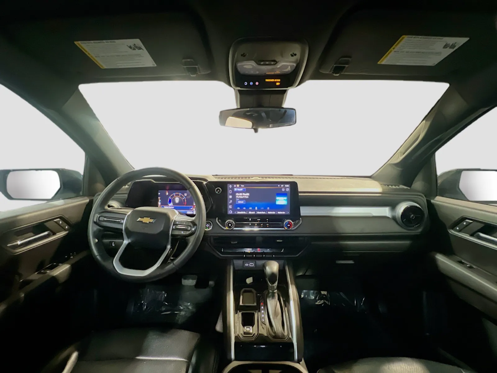 Chevrolet Colorado photo 15