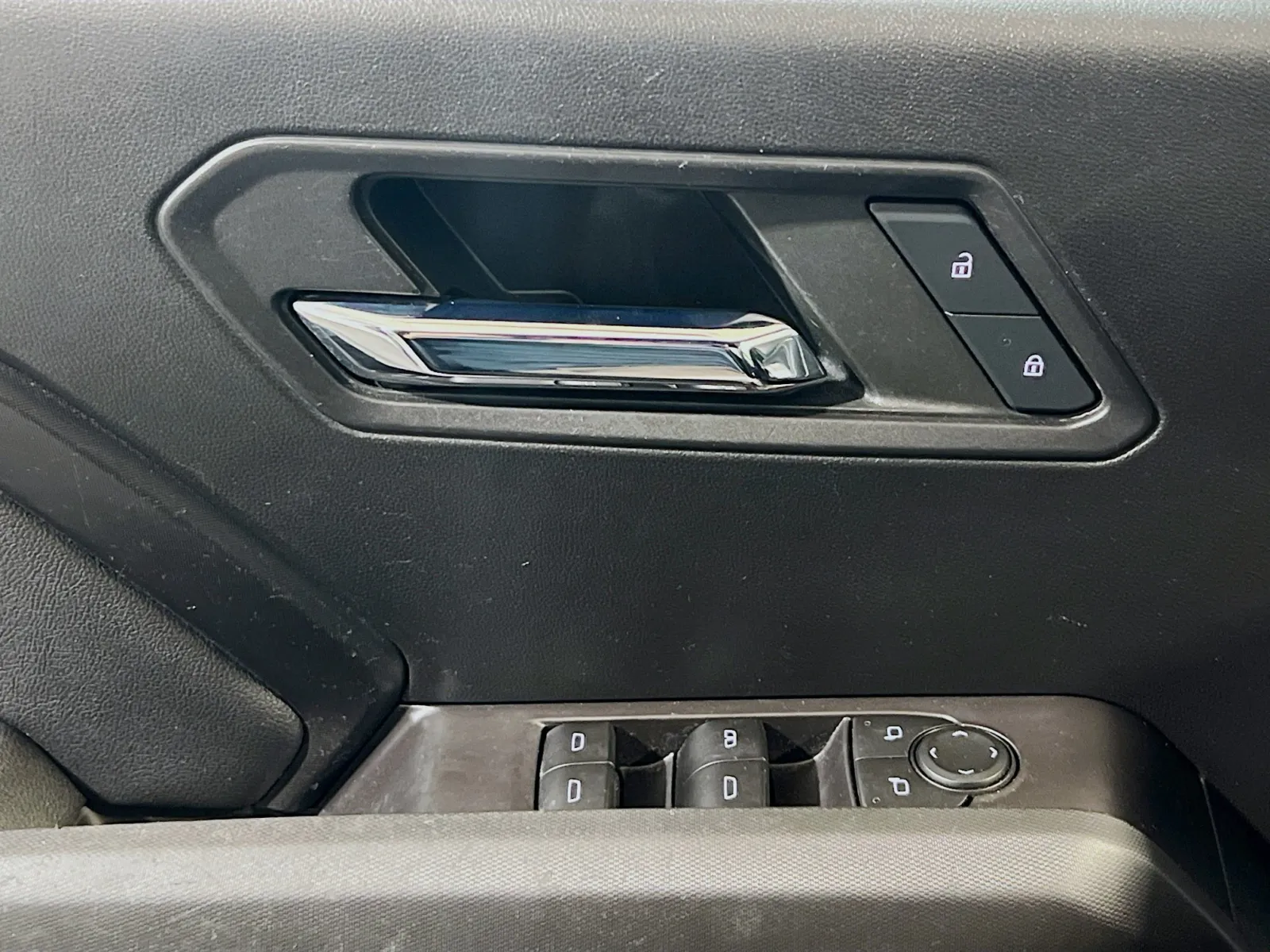 Chevrolet Colorado photo 13