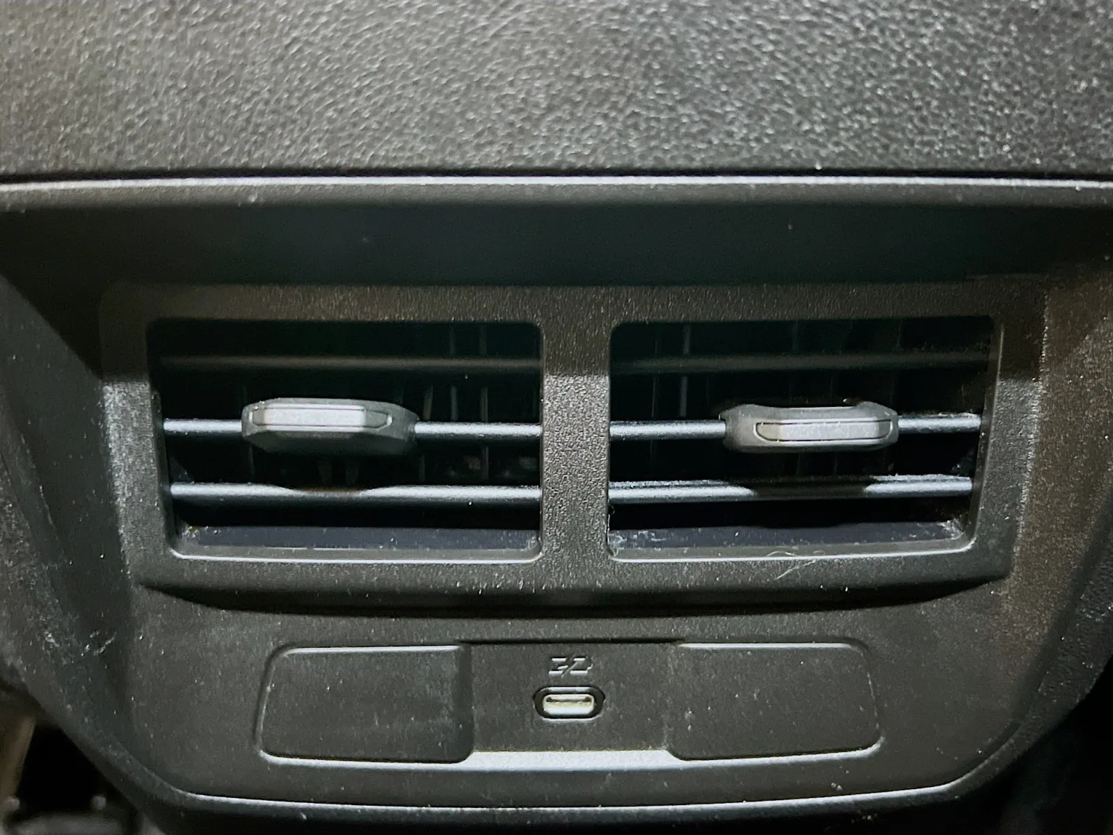 Chevrolet Colorado photo 17