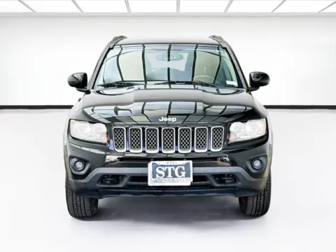 Photos of 2016 Jeep Compass Latitude for sale in Fontana, CA at KarGenie