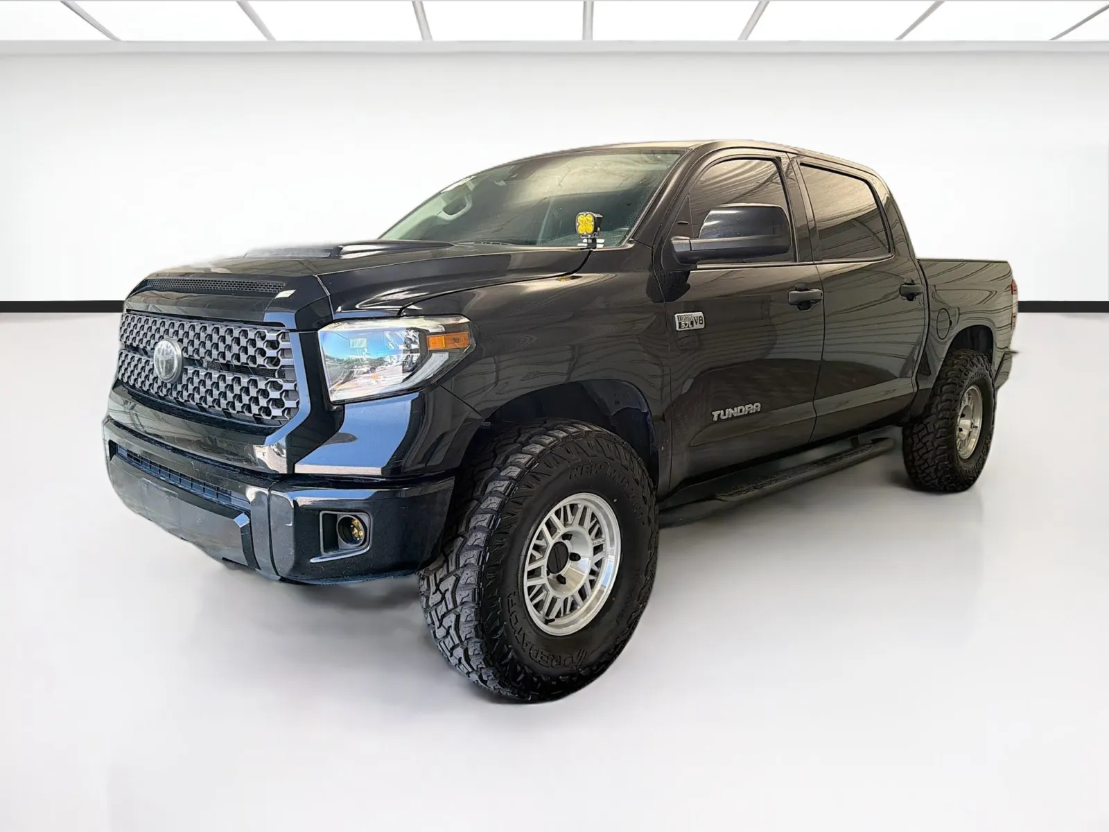 Black 2020 Toyota Tundra SR5 for sale in Fontana, CA
