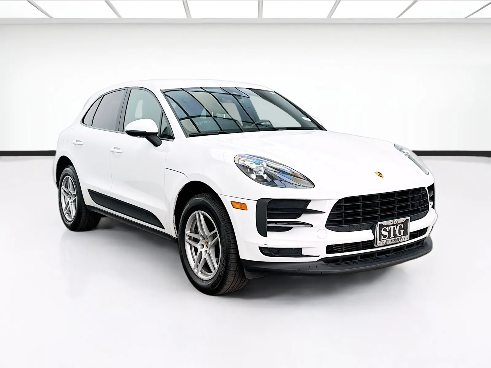 Porsche Macan photo 3
