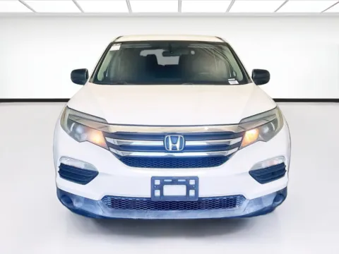 Photos of 2017 Honda Pilot LX for sale in Fontana, CA at KarGenie