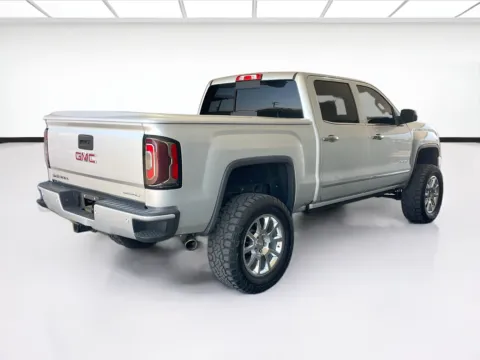 More photos of 2017 GMC Sierra 1500 Denali at KarGenie, CA