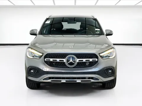 Photos of 2021 Mercedes-Benz GLA 250 for sale in Fontana, CA at KarGenie