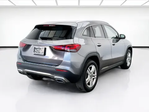 More photos of 2021 Mercedes-Benz GLA 250 at KarGenie, CA