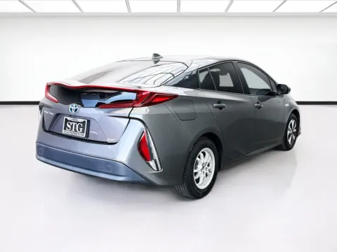 More photos of 2019 Toyota Prius Prime Premium at KarGenie, CA