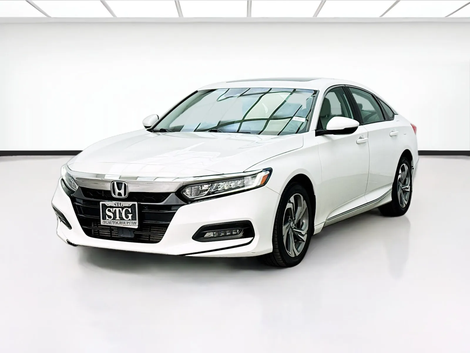 White 2018 Honda Accord Sedan EX-L 2.0T for sale in Fontana, CA