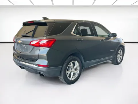 More photos of 2018 Chevrolet Equinox LT at KarGenie, CA