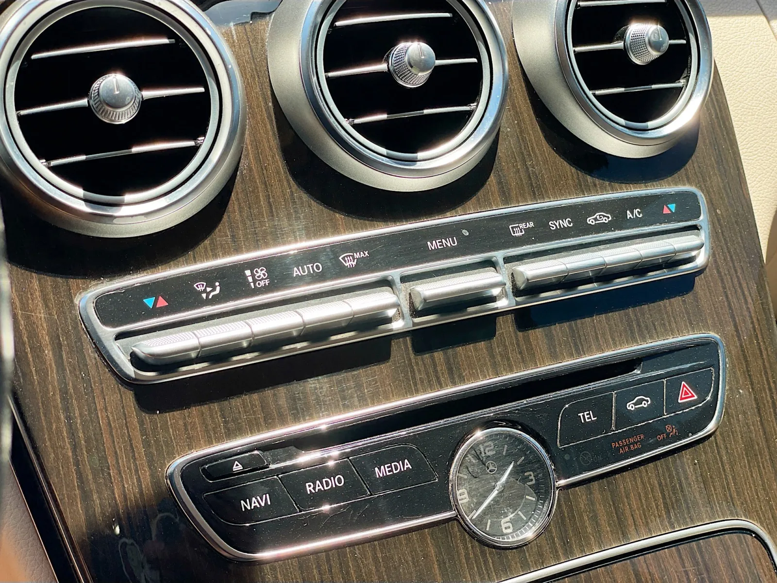 Mercedes-Benz C-Class photo 11