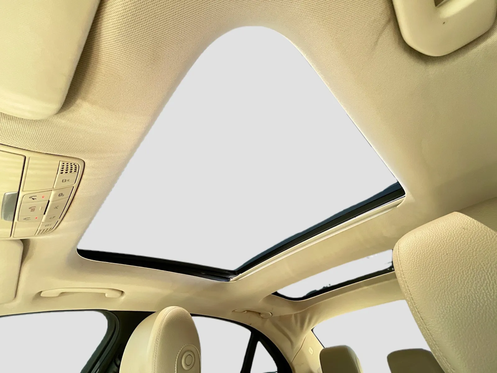 Mercedes-Benz C-Class photo 13
