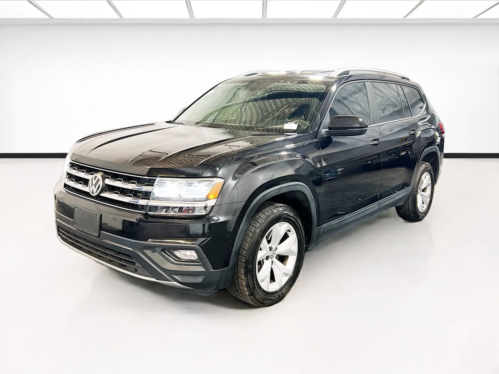 Black 2019 Volkswagen Atlas 3.6L V6 SE for sale in Fontana, CA