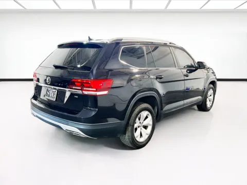 More photos of 2019 Volkswagen Atlas 3.6L V6 SE at KarGenie, CA