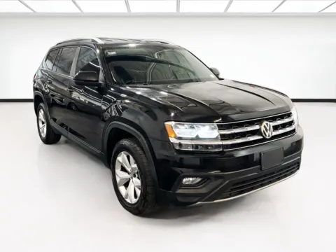 Another view of 2019 Volkswagen Atlas 3.6L V6 SE for sale in Fontana, CA at KarGenie