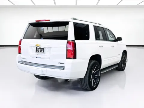 More photos of 2018 Chevrolet Tahoe Premier at KarGenie, CA