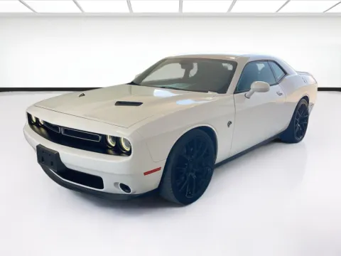 White 2017 Dodge Challenger SXT for sale in Fontana, CA