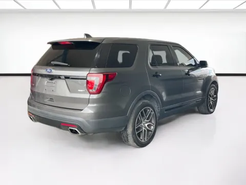 More photos of 2017 Ford Explorer Sport at KarGenie, CA