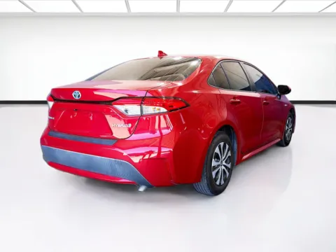 More photos of 2020 Toyota Corolla LE at KarGenie, CA