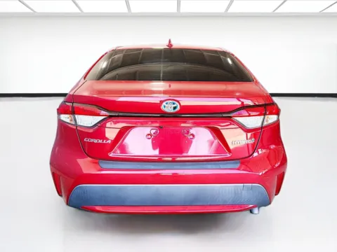 More photos of 2020 Toyota Corolla LE at KarGenie, CA