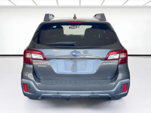 More photos of 2019 Subaru Outback 2.5i Limited at KarGenie, CA