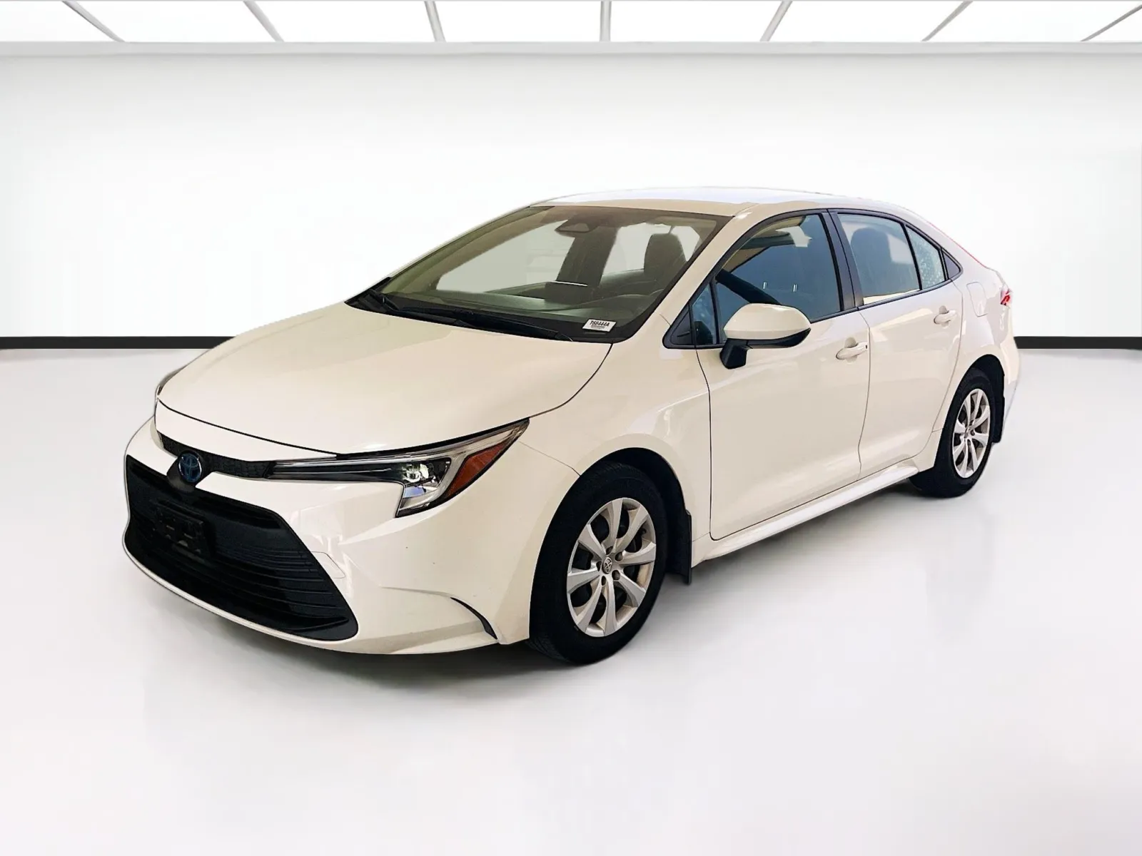 White 2023 Toyota Corolla Hybrid LE for sale in Fontana, CA