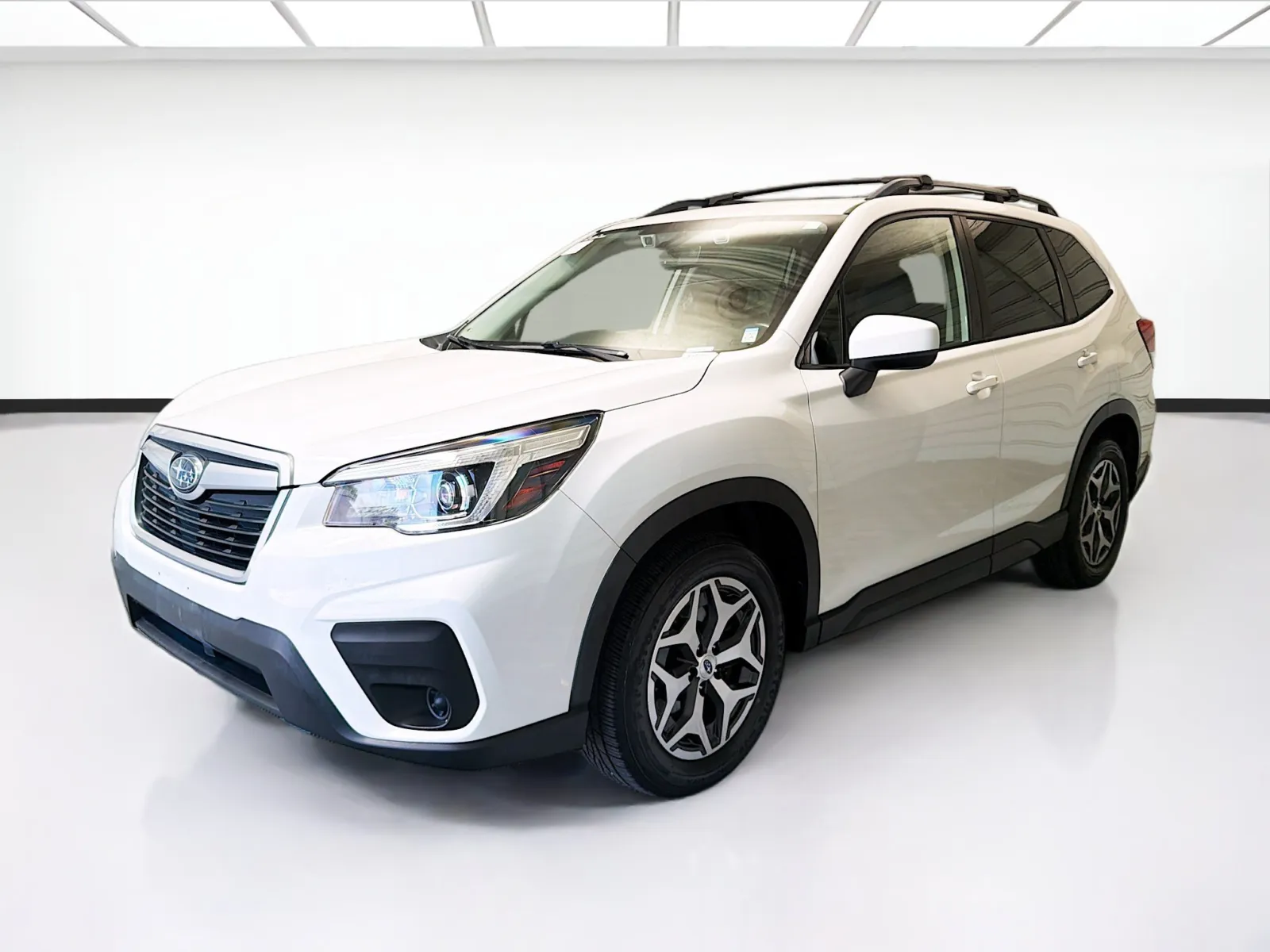 White 2020 Subaru Forester Premium for sale in Fontana, CA