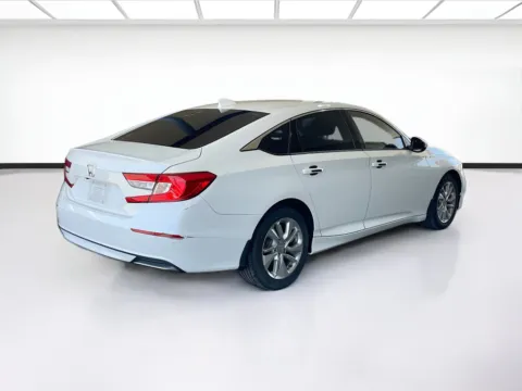 More photos of 2019 Honda Accord Sedan LX 1.5T at KarGenie, CA