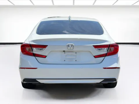 More photos of 2019 Honda Accord Sedan LX at KarGenie, CA