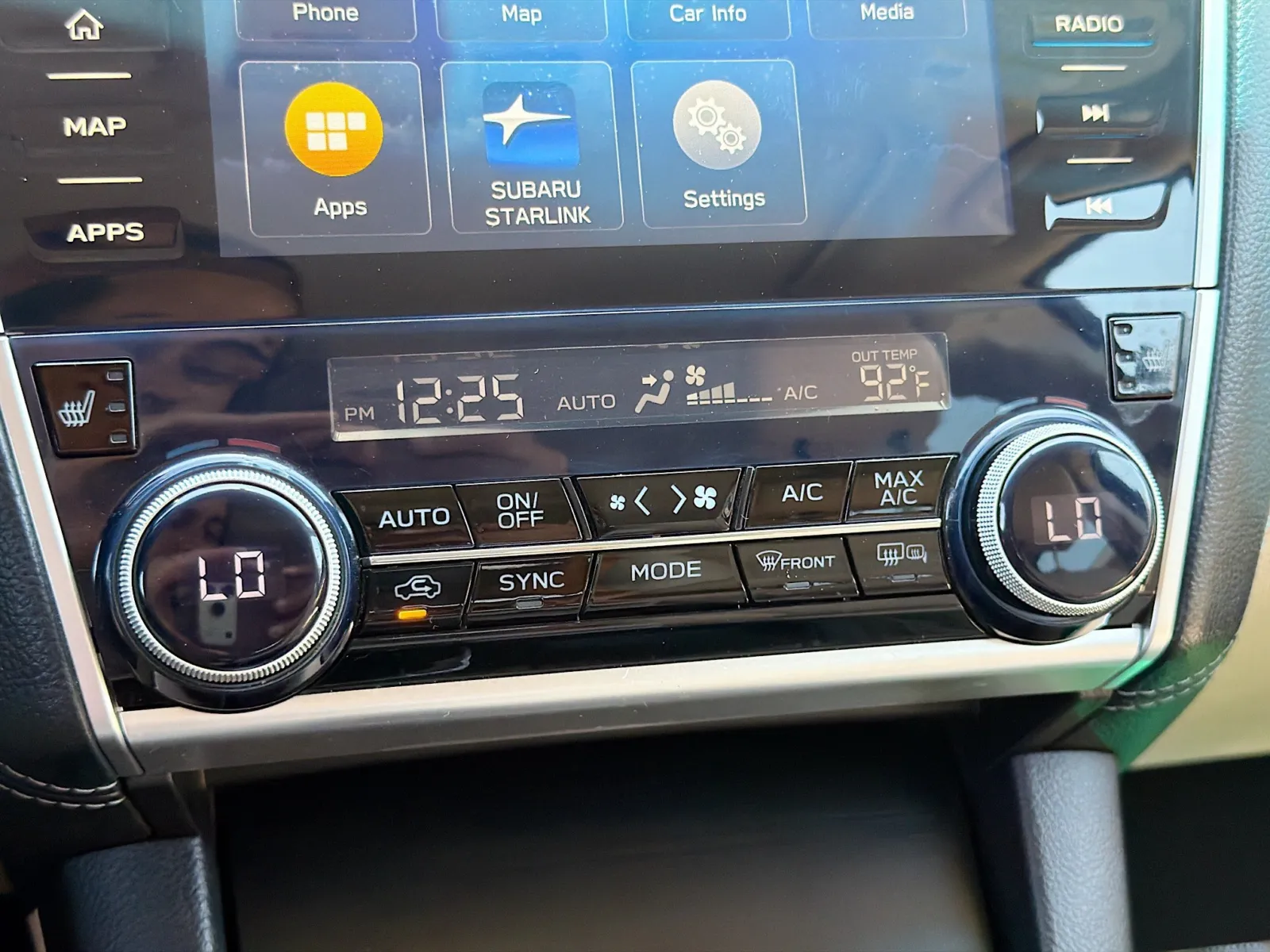 Subaru Outback photo 10