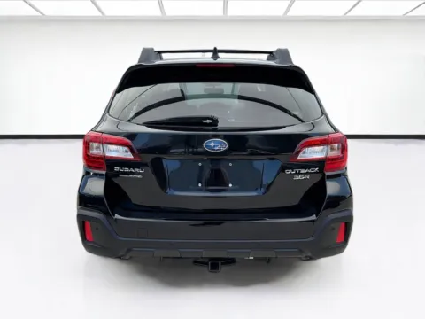 More photos of 2019 Subaru Outback Limited at KarGenie, CA