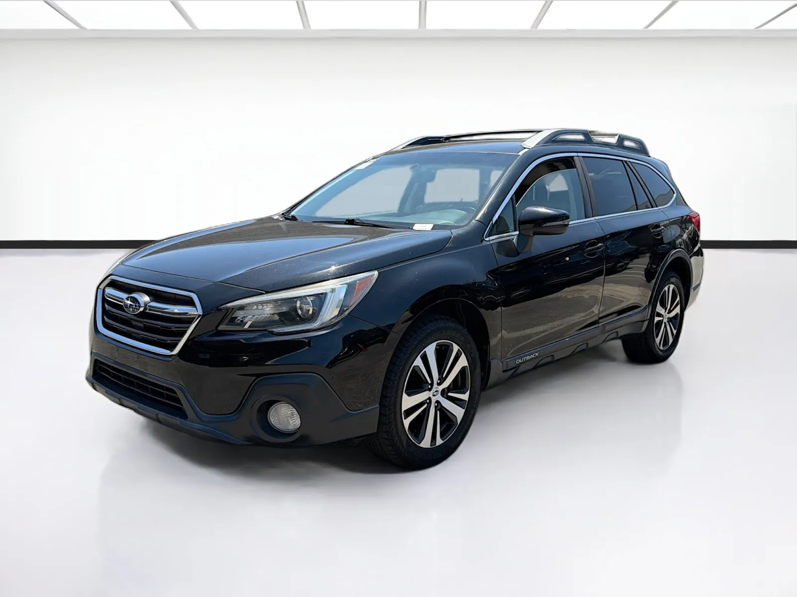 Black 2019 Subaru Outback 3.6R Limited for sale in Fontana, CA