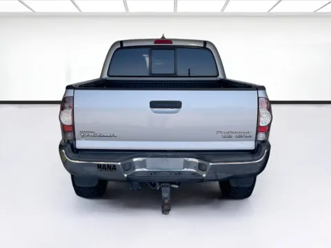 More photos of 2012 Toyota Tacoma PreRunner at KarGenie, CA