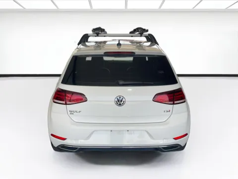 More photos of 2018 Volkswagen Golf TSI SE 4-Door at KarGenie, CA