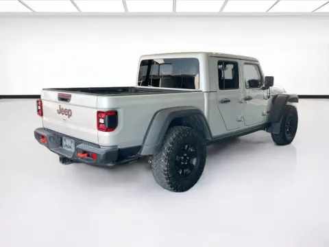 More photos of 2023 Jeep Gladiator Mojave at KarGenie, CA
