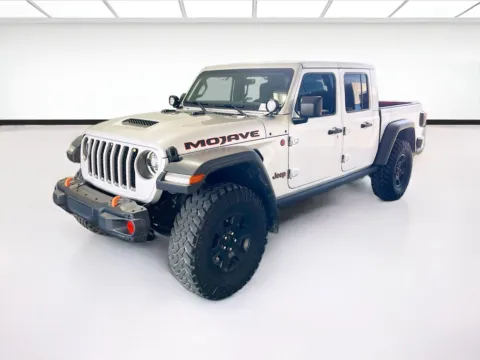 Silver 2023 Jeep Gladiator Mojave for sale in Fontana, CA