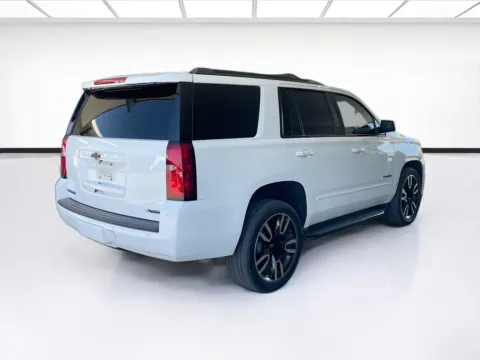 More photos of 2018 Chevrolet Tahoe Premier at KarGenie, CA