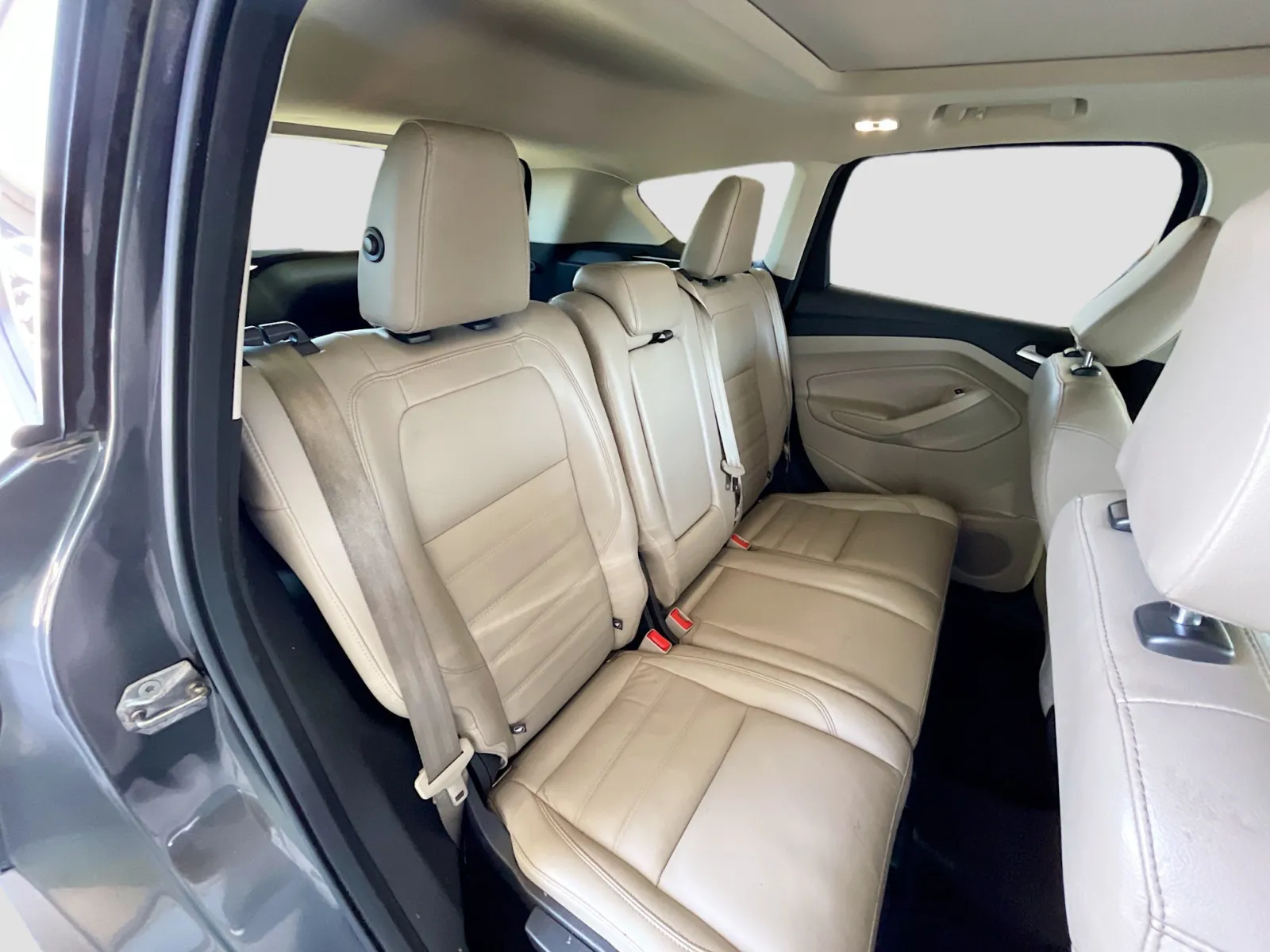 Ford Escape photo 16