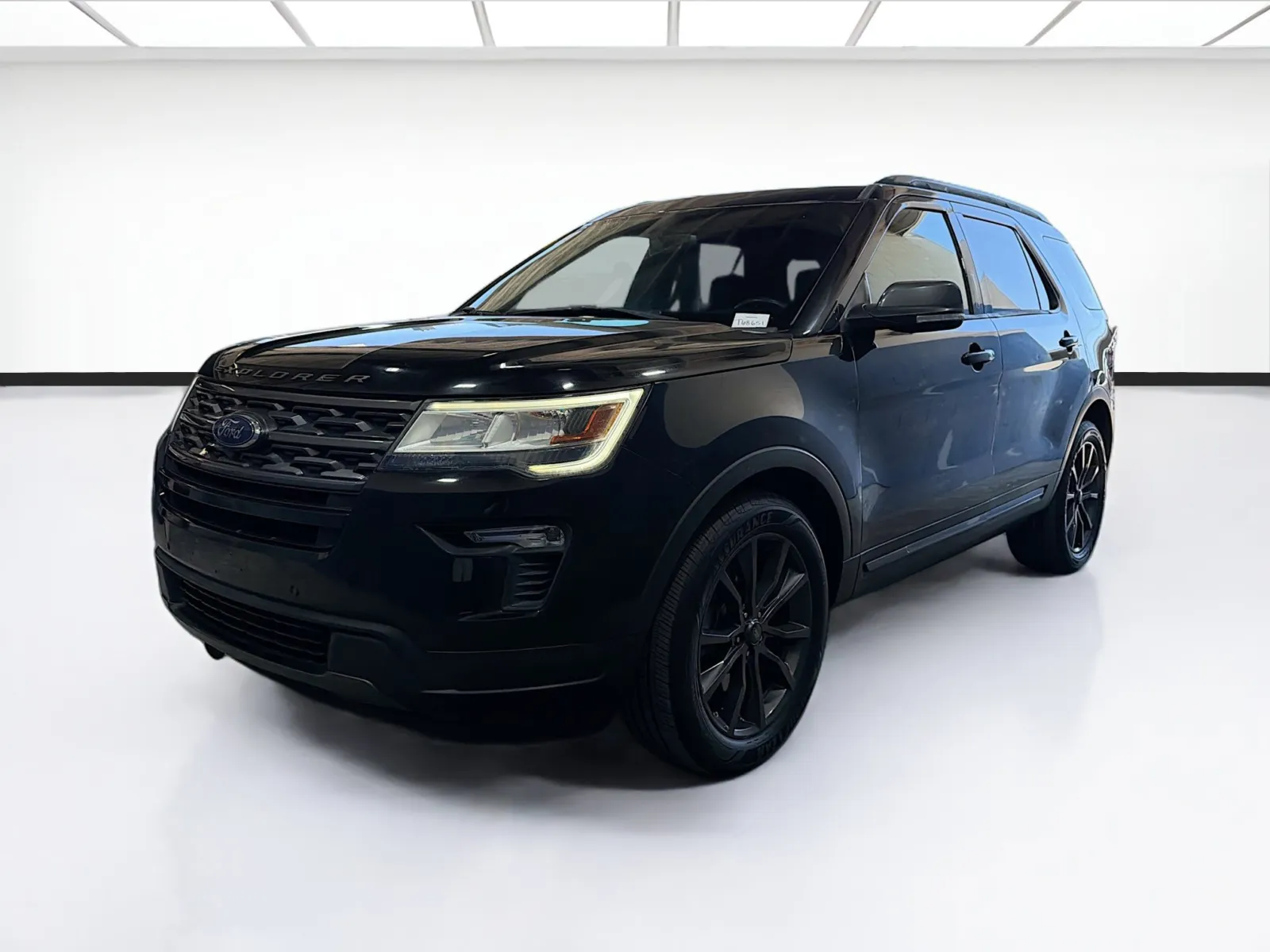 Black 2018 Ford Explorer XLT for sale in Fontana, CA