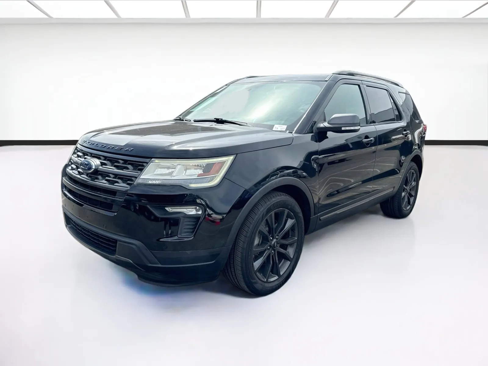Black 2018 Ford Explorer XLT for sale in Fontana, CA