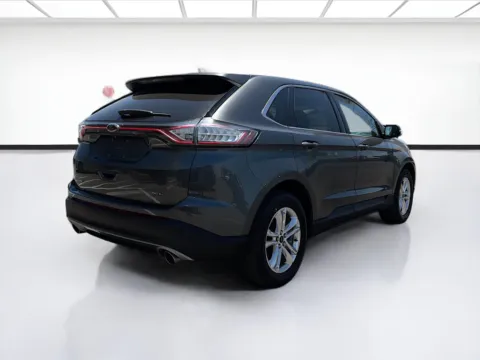 More photos of 2017 Ford Edge SEL at KarGenie, CA