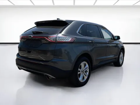 More photos of 2017 Ford Edge SEL at KarGenie, CA