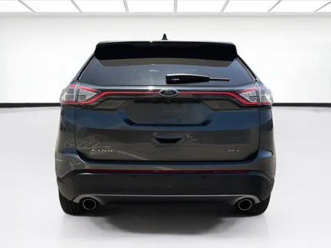More photos of 2017 Ford Edge SEL at KarGenie, CA