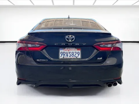 More photos of 2021 Toyota Camry SE at KarGenie, CA