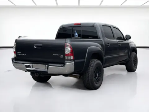 More photos of 2013 Toyota Tacoma PreRunner V6 at KarGenie, CA