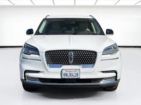 Photos of 2020 Lincoln Aviator Reserve Premium for sale in Fontana, CA at KarGenie