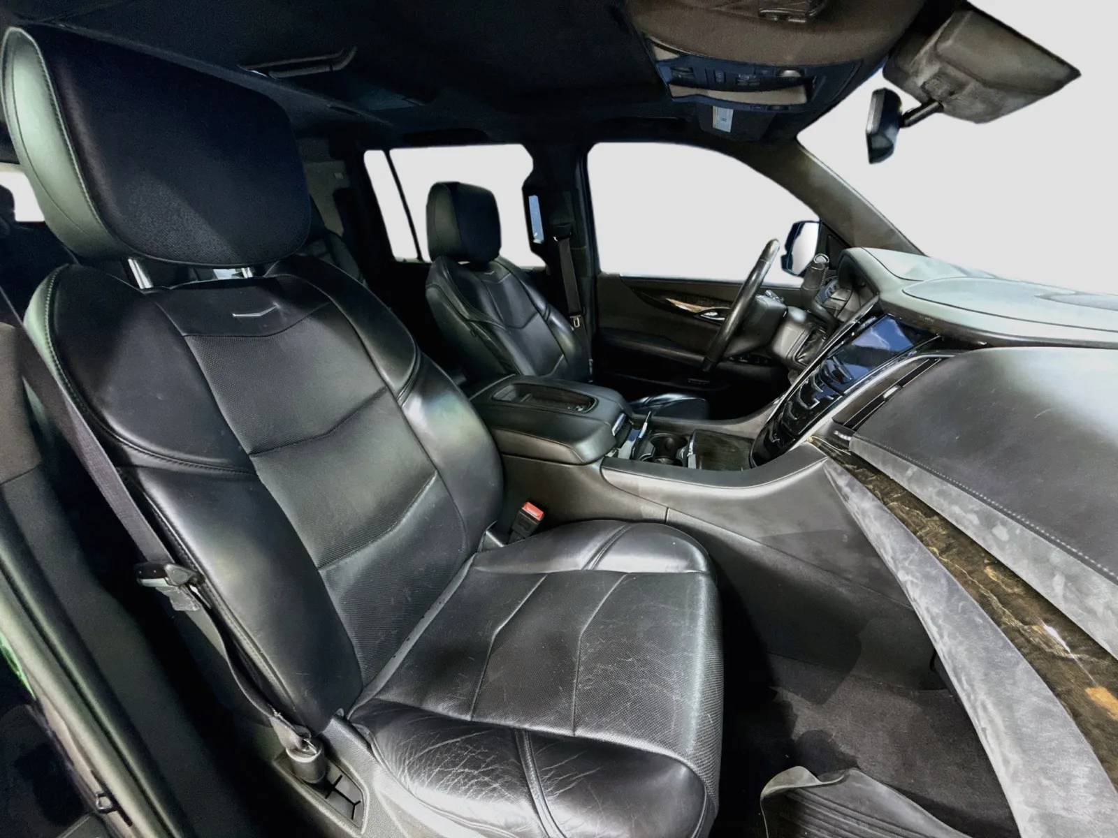 Cadillac Escalade ESV photo 17