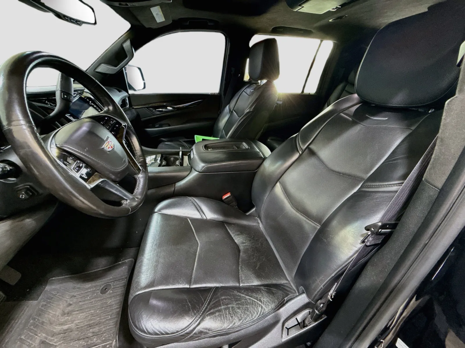 Cadillac Escalade ESV photo 10