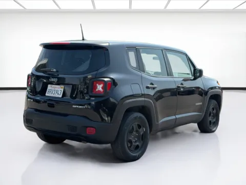 More photos of 2019 Jeep Renegade Sport at KarGenie, CA