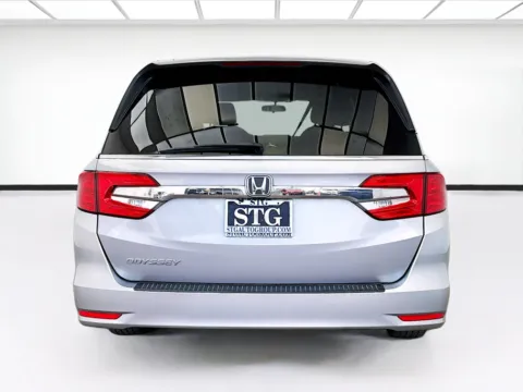 More photos of 2020 Honda Odyssey LX at KarGenie, CA