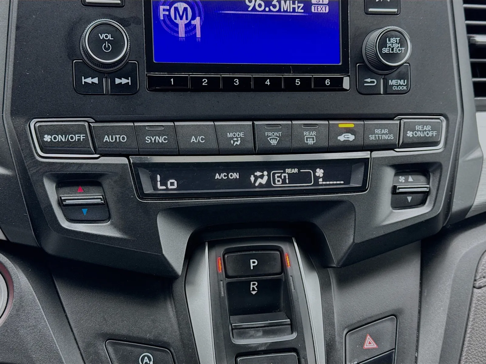 Honda Odyssey photo 12